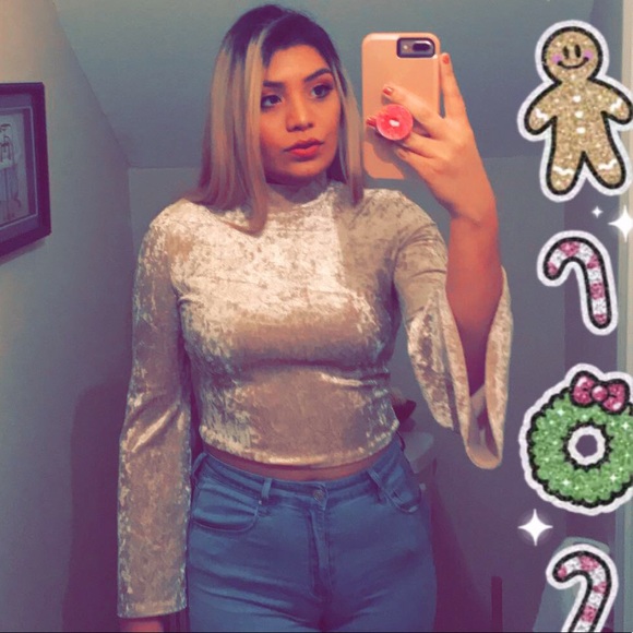 Crop top - Picture 1 of 2